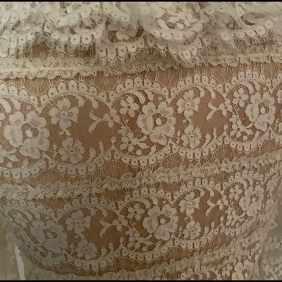 Authentic GUCCI Ruffle Neck Floral Lace Blouse - Picture 4 of 10